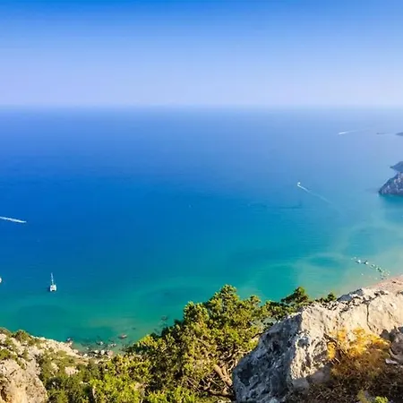 Cosy House In Kiotari With Garden And Terrace بيت للعطل *