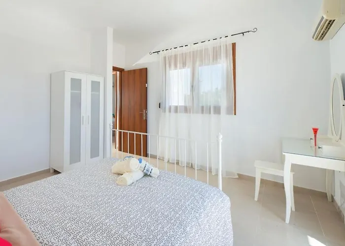 Tatil Evi Cosy House In Kiotari With Garden And Terrace